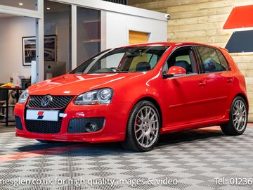 Volkswagen Golf 2.0 Golf GTi Edition 30 230 5dr