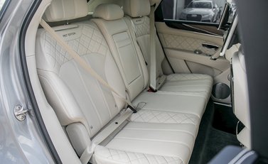 Bentley Bentayga W12 First Edition 14