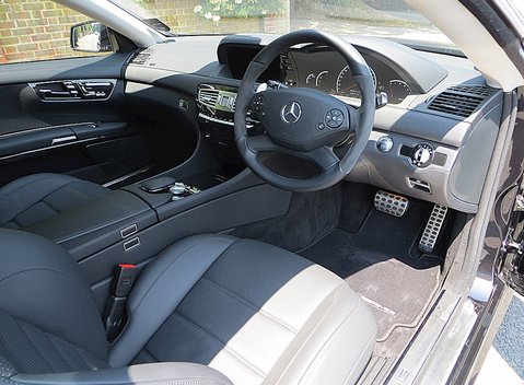 Mercedes-Benz CL AMG 8