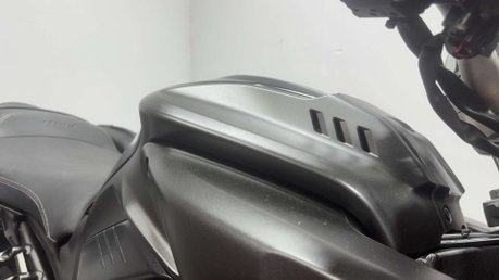 Yamaha MT-10 1000 Hyper-naked Mt 35k serviced extras new battery and MOT 26