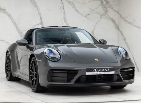 Porsche 911 Targa 4 GTS (992) 2