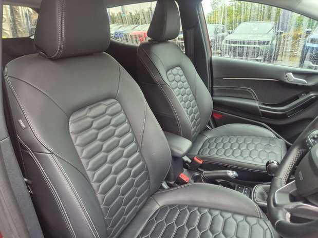 Ford Fiesta VIGNALE EDITION MHEV 13