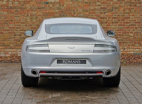 Aston Martin Rapide S 10