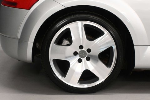 Audi TT 1.8 TT Quattro (225 bhp) 4WD 3dr 23