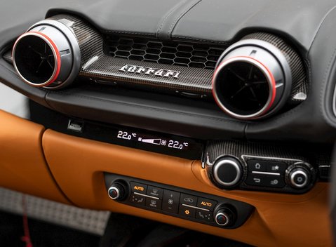 Ferrari 812 Superfast 17