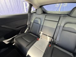 Tesla Model Y (Dual Motor) Long Range SUV 5dr Electric Auto 4WDE (384 bhp) 27