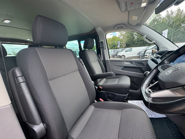 Volkswagen Transporter Crew Cab SWB L1H1 T32 Tdi Kombi Highline Air Con SELECT 16