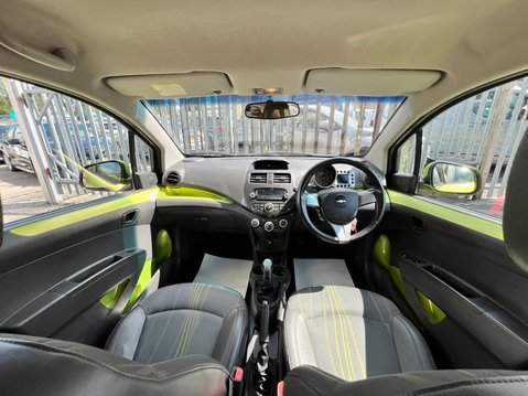Chevrolet Spark LTZ 27