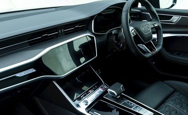 Audi RS6 Avant Vorsprung 16