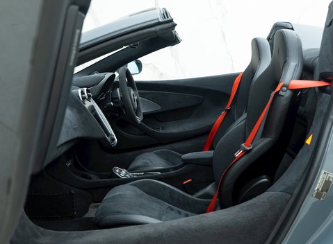 McLaren 600 Spider 15