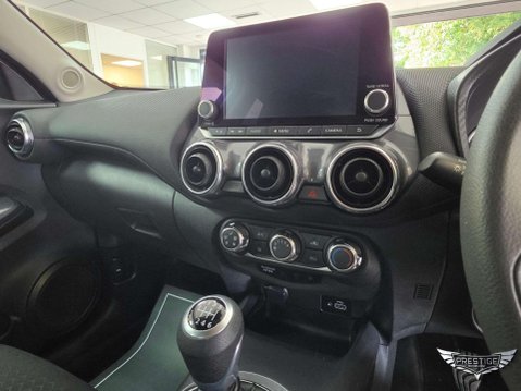 Nissan Juke 1.0 DIG-T Acenta Euro 6 (s/s) 5dr 26