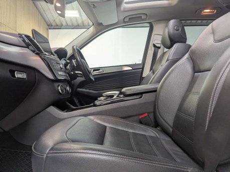 Mercedes-Benz GLE 2.1 GLE 250 D 4Matic AMG Line Premium Auto 4WD 5dr 34