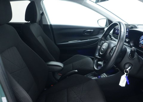 Hyundai BAYON 1.0 T-GDi MHEV Premium SUV 5dr Petrol Hybrid DCT Euro 6 (s/s) (100 ps) 41