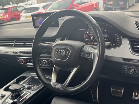 Audi SQ7 4.0 TDI V8 SUV 5dr Diesel Tiptronic quattro Euro 6 (s/s) (435 ps) 13