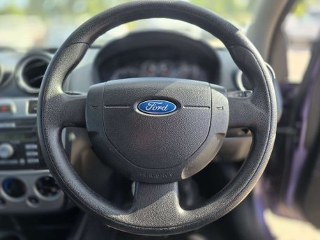 Ford Fiesta 1.25 Zetec Climate Hatchback 5dr Petrol Manual (142 g/km, 74 bhp) 29