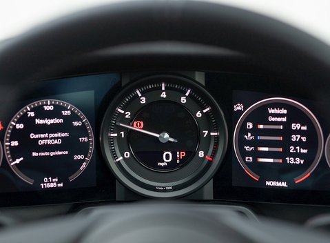 Porsche 911 Carrera S (992) 18