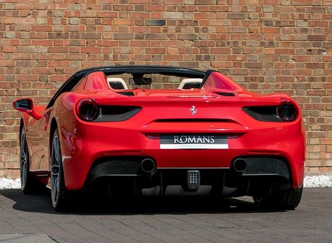 Ferrari 488 Spider 3