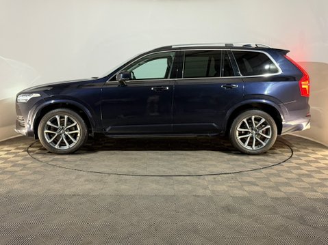 Volvo XC90 D5 POWERPULSE MOMENTUM AWD 5