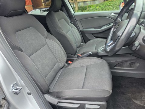 Renault Clio 1.0 Clio Iconic TCe 5dr 44