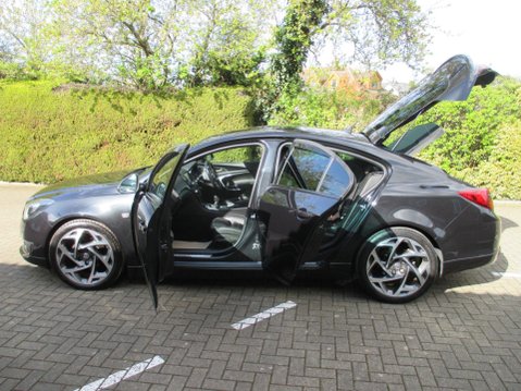 Vauxhall Insignia 2.0 CDTi ecoFLEX SRi VX Line Nav Euro 6 (s/s) 5dr 9