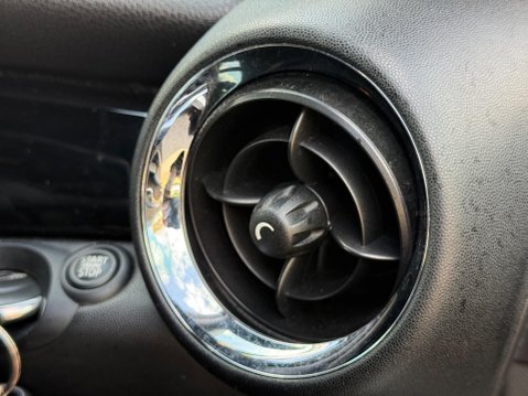 Mini Hatch 1.6 Cooper S Euro 5 (s/s) 3dr 70