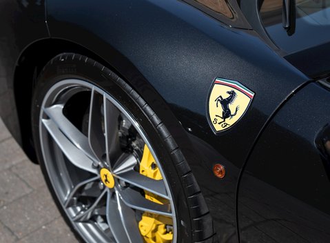 Ferrari 488 Spider 25