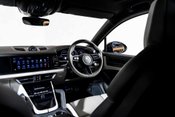 Porsche Cayenne GTS. WARRANTY. HUD. PANORAMIC ROOF. COMFORT ACCESS. BOSE. S/CHRONO. 17