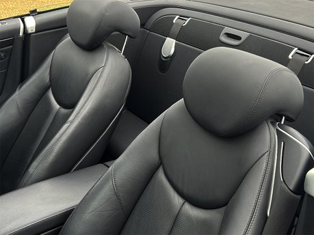 Mercedes-Benz SL Series SL350 47