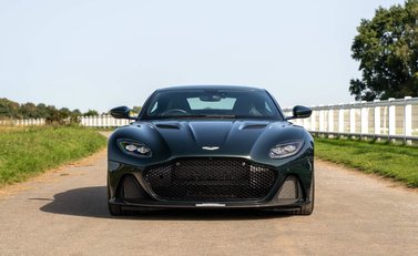 Aston Martin DBS Superleggera 12