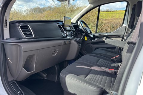 Ford Transit Custom 280 130 ps L1 Limited Panel Van - Sat Nav 15