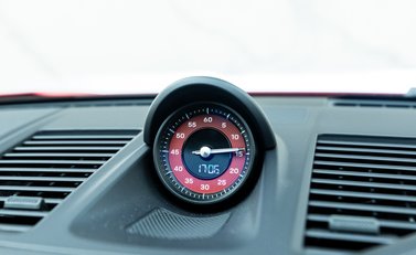 Porsche 911 Carrera 4 GTS (992) 14