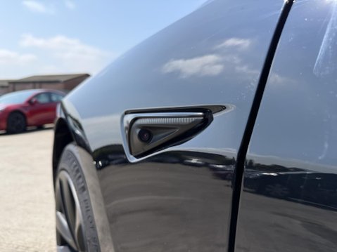 Tesla Model 3 (Dual Motor) Long Range Saloon 4dr Electric Auto 4WDE (346 ps) 45