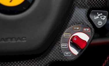 Ferrari 488 Spider 19