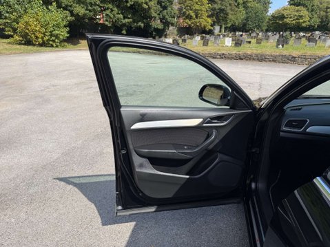 Audi Q3 2.0 Q3 S Line TDI Quattro 4WD 5dr 9
