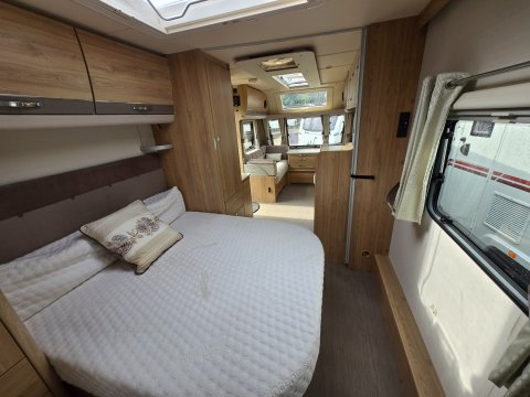 Elddis Sussex Premier Midhurst 7