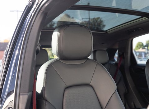 Porsche Cayenne S 13