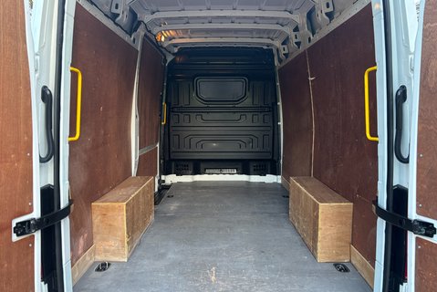 Volkswagen Crafter CR35 140 ps Tdi L2 H2 Trendline Panel Van - No VAT 13