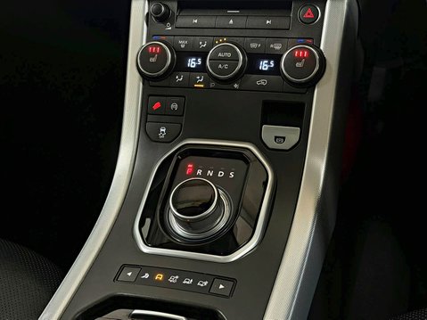 Land Rover Range Rover Evoque SD4 DYNAMIC 18