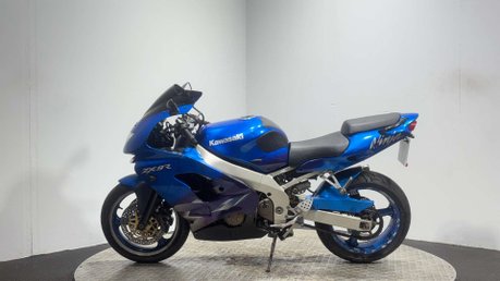 Kawasaki ZX ZX9R C1 1999 RUNNING PROJECT BIKE SPARES OR REPAIR 900CC 4