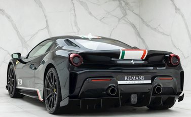 Ferrari 488 Pista Piloti 3