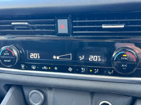 Nissan Qashqai DIG-T ACENTA PREMIUM DCT MHEV 28