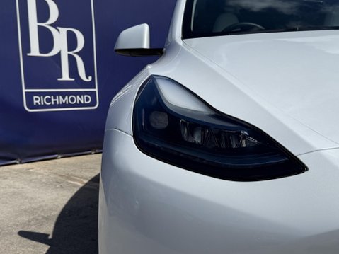 Tesla Model Y (Dual Motor) Long Range SUV 5dr Electric Auto 4WDE (384 bhp) 12