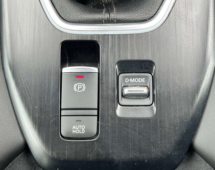 Nissan Qashqai 1.3 Qashqai N-Connecta DiG-T MHEV 5dr 52