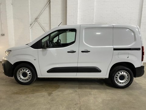 Peugeot Partner BLUEHDI PROFESSIONAL PREMIUM PLUS L1 10