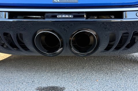 Aston Martin Vantage V12 ROADSTER - QUICKSILVER EXHAUST - 1 OF 249 MADE -FULL PPF -A/M WARRANTY 70