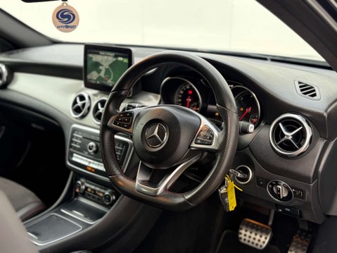 Mercedes-Benz GLA 2.1 GLA 200 AMG Line D 4Matic Auto 4WD 5dr 54