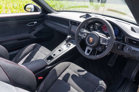 Porsche 911 Carrera GTS PDK 10