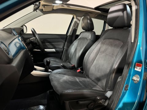 Suzuki Vitara SZ5 URBAN 16