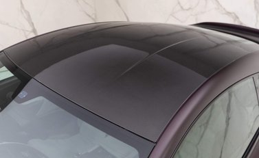 Aston Martin Vantage S V12 29