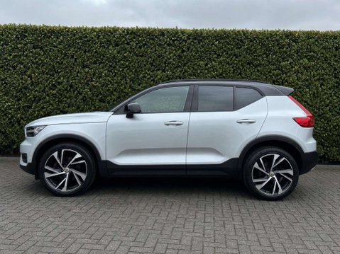 Volvo XC40 2.0 D4 First Edition SUV 5dr Diesel Auto AWD Euro 6 (s/s) (190 ps) 6